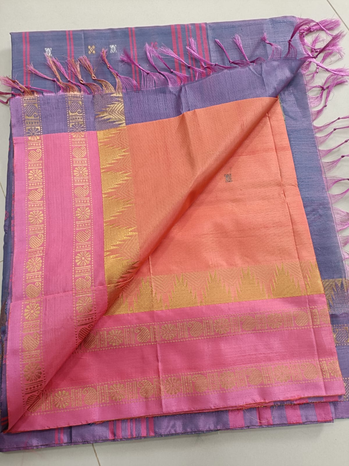 Vazhai naar pattu (வாழை நார் பட்டு) sarees